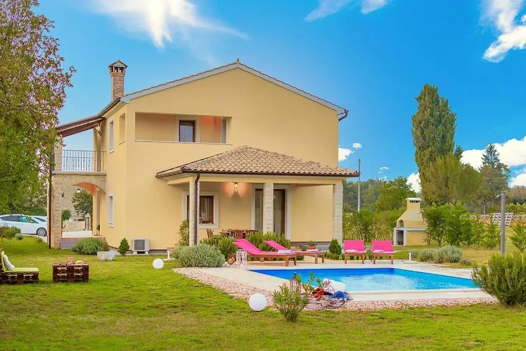 Villa Sara By Istrialux Smoljanci 0*,